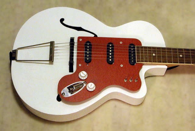 Vit gitarr