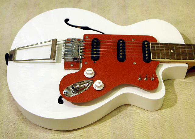Vit gitarr